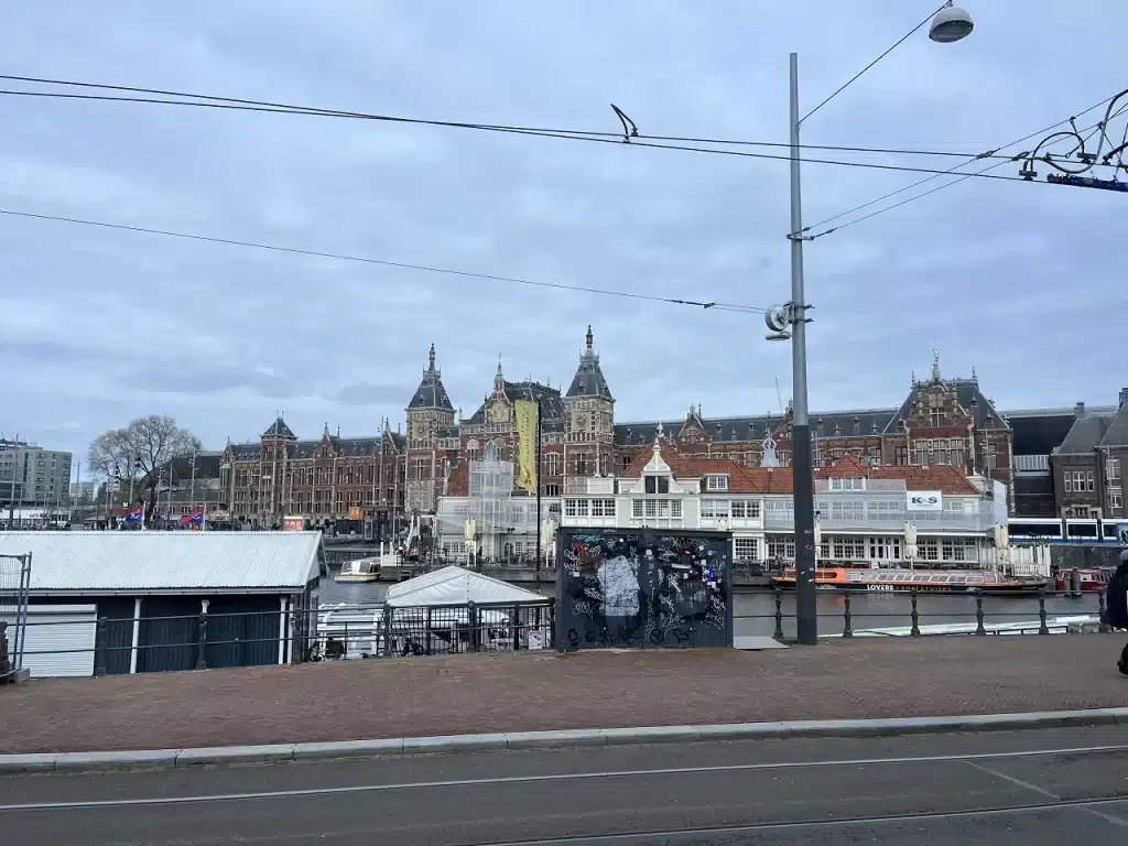 the outside of amsterdam centraal station