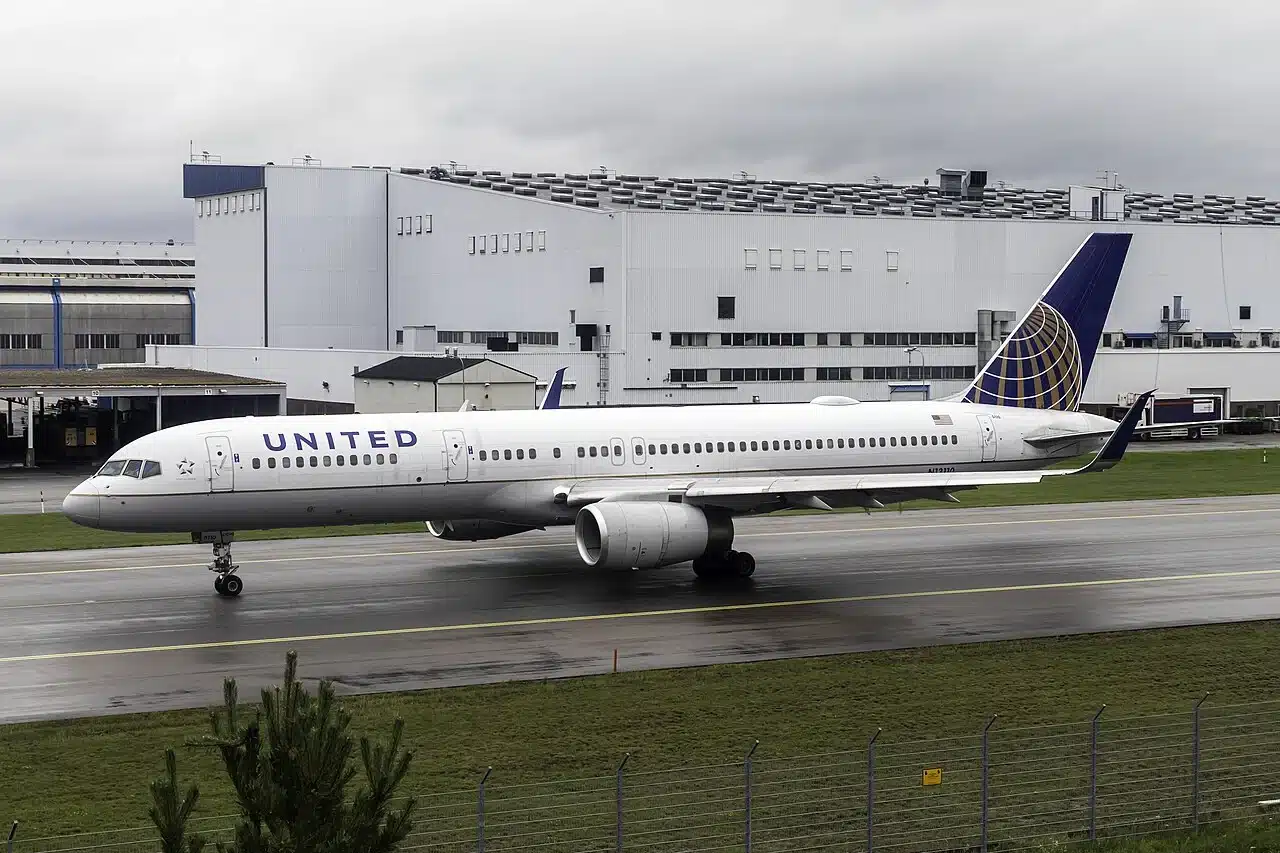 United Airlines Boeing 757 is versatile aircraft that serves short to medium domestic routes as well as some international routes to lesser served destinations.