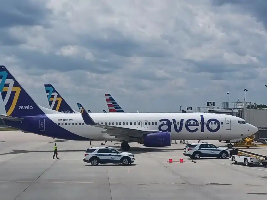 Avelo Airlines 737-800 at the gate before a flight.