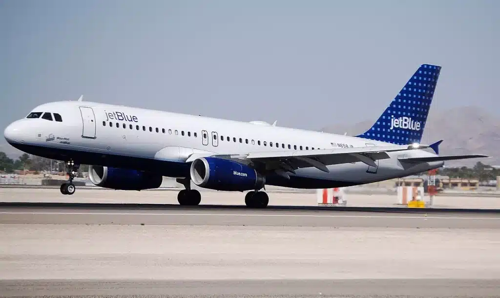 Despite it's age, JetBlue continues to use their Airbus A320 classics to fly to Lima, Peru.