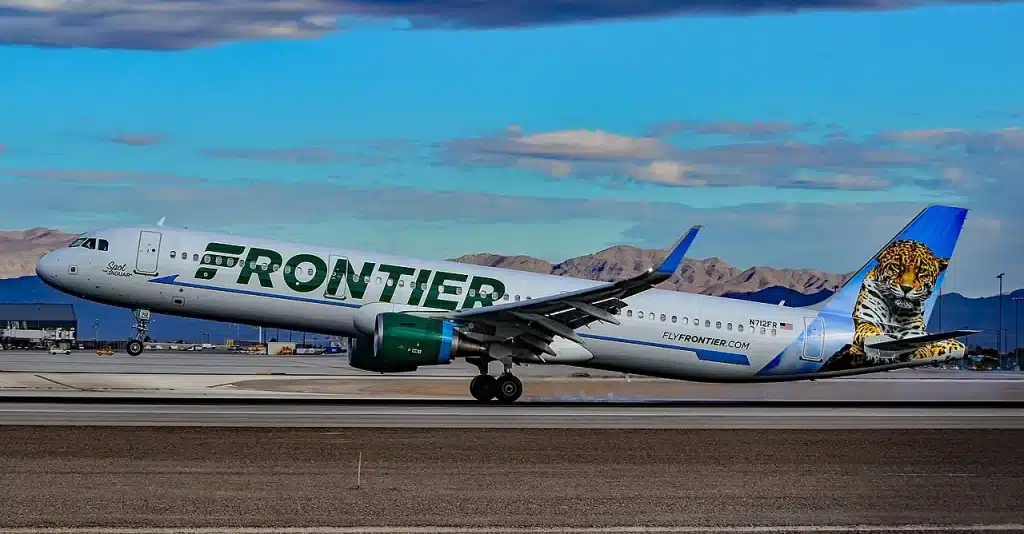Frontier A321 coming into to land in Las Vegas.