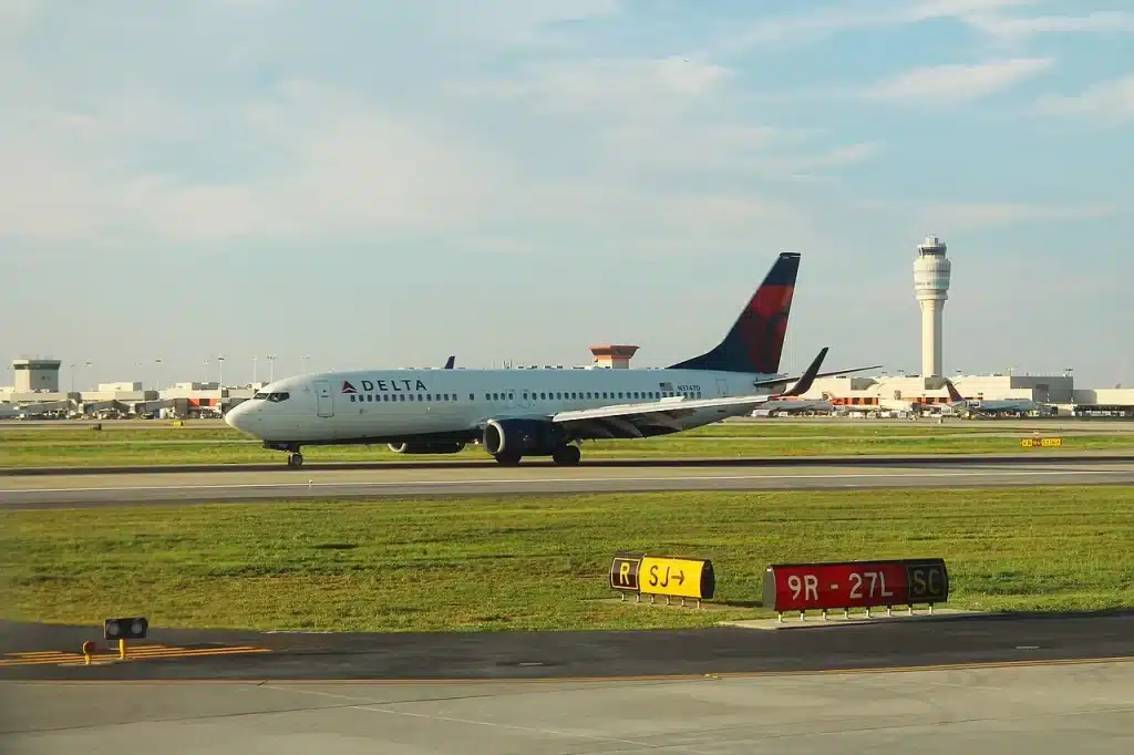 Delta's Boeing 737 fits the same exact role of the Airbus A320. It's capable of handing any type of domestic flight for Delta.