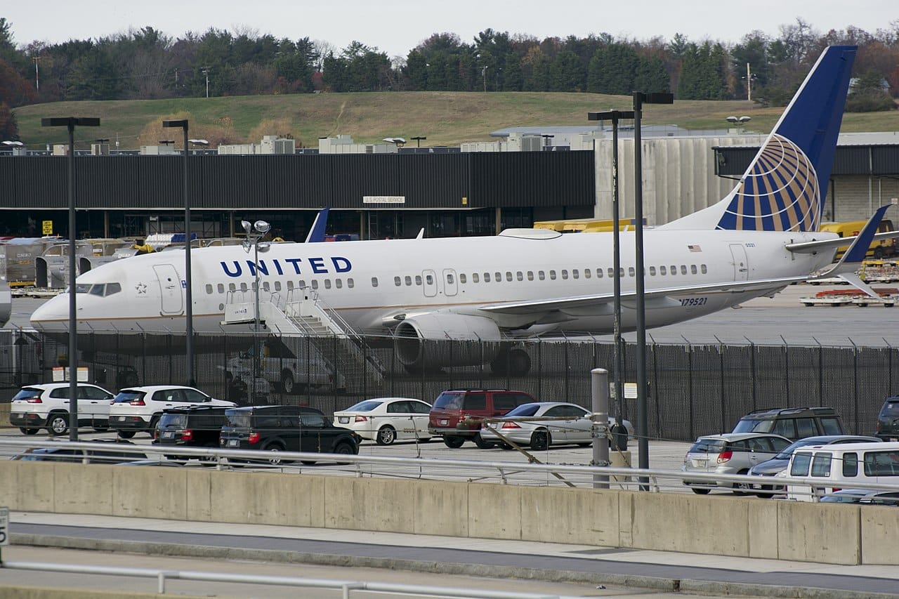 United Boeing 737 at the gate.