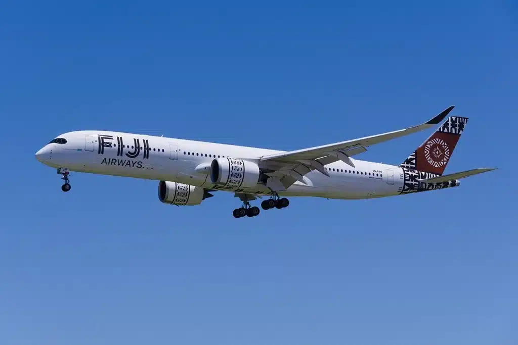 Fiji Airways Airbus A350 landing in Sydney.