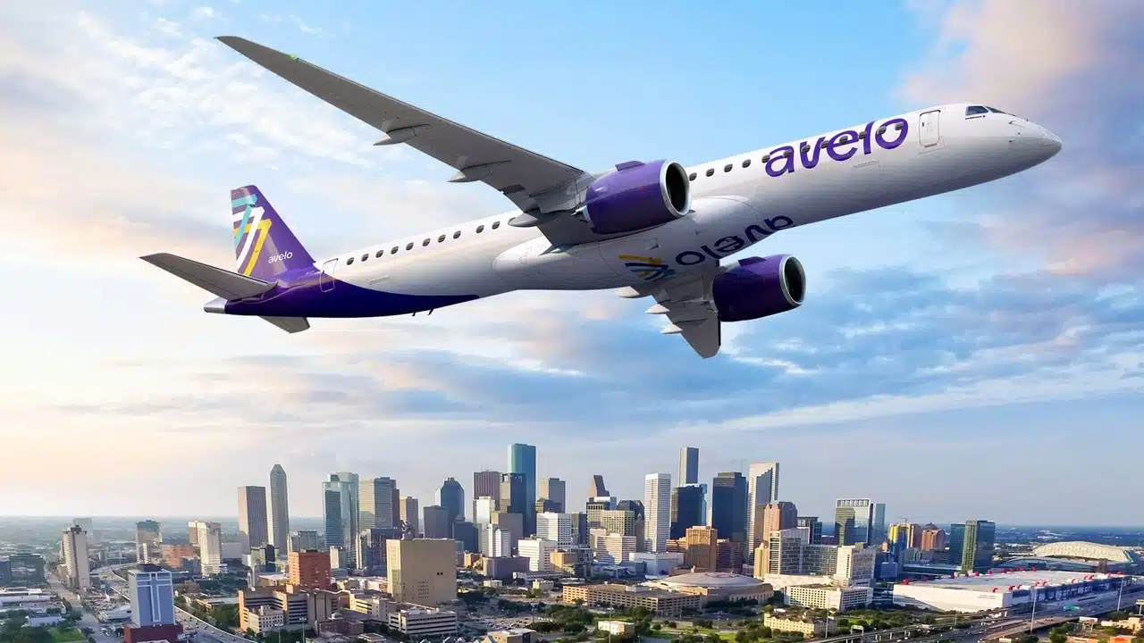 An AI rendering of the Embraer 195 E2 in the Avelo Airlines livery.