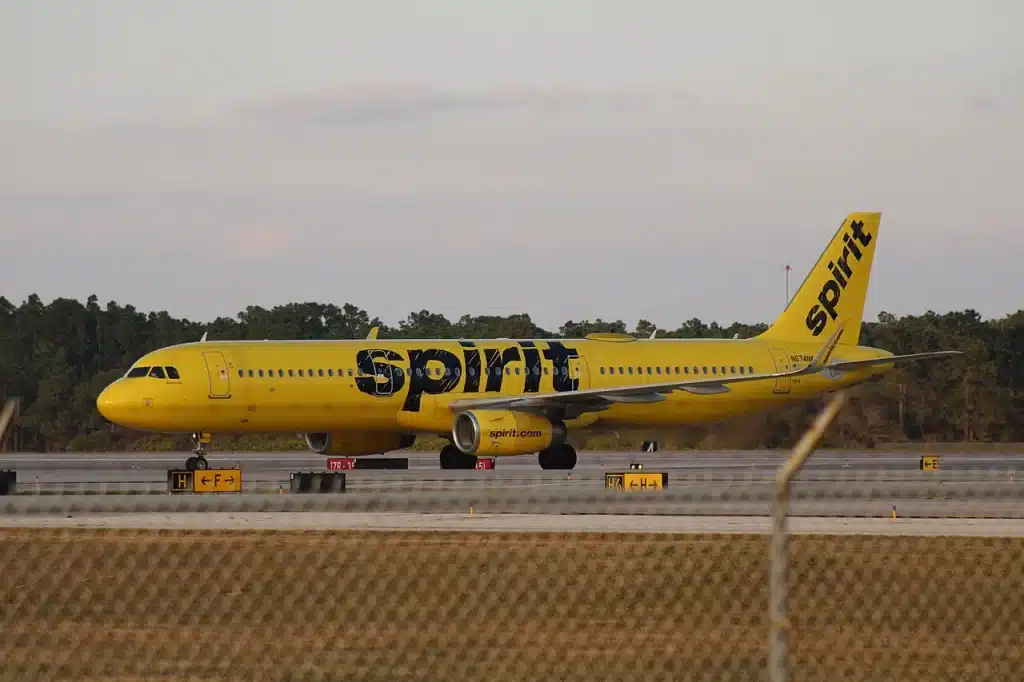 Spirit Airbus A321 taxiing in Orlando.