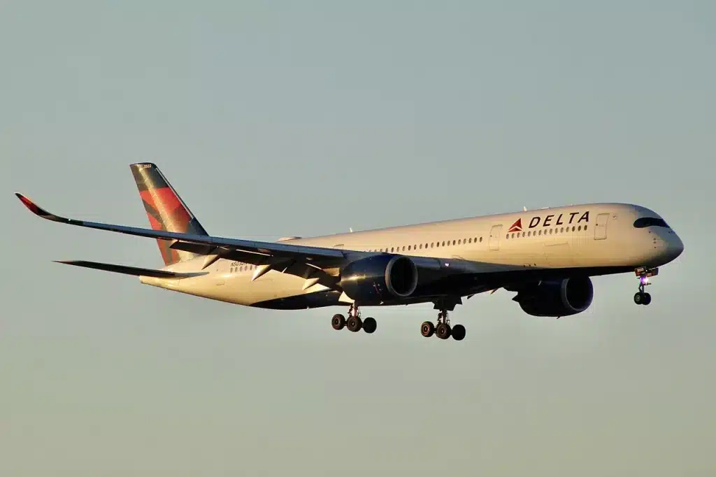Delta Airbus A350 landing in Atlanta.