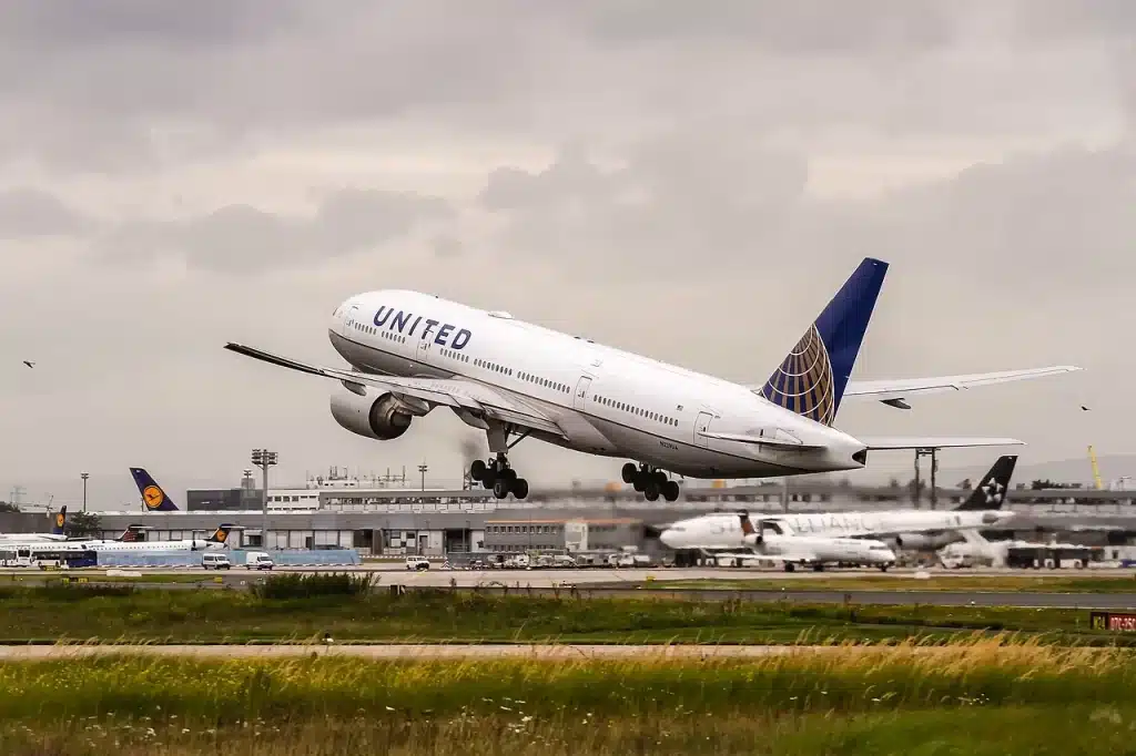 United Boeing 777 heading to Washington Dulles.