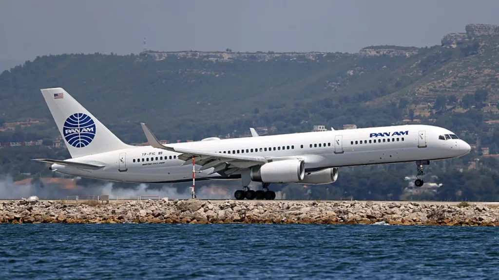 Pan Am made a comeback in 2025, by offering charter flights using an Icelandair Boeing 757.