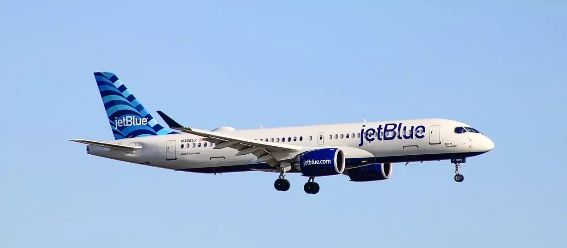 JetBlue_A220-300