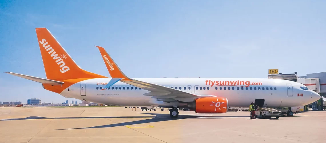 Sunwing-Airlines-Boeing-737-800-yourweekendtravel