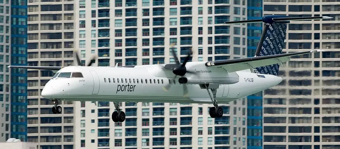 Porter Airlines Dash 8 coming in for a landing